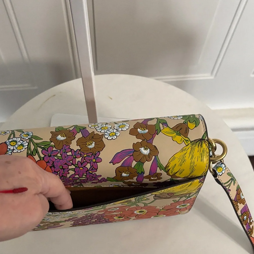 Coach Floral Crossbody Bag in Multicolor Floral Print - Picture 3 of 9